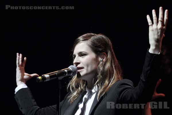 CHRISTINE AND THE QUEENS - 2014-06-21 - PARIS - Olympia - 